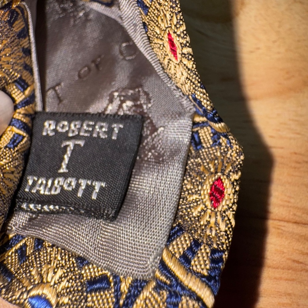 Robert Talbott Best Of Class Necktie Hand Made Nordstrom 100% Silk USA 60" x 4" - Picture 7 of 10